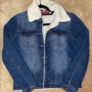 Denim jacket with teddy lining